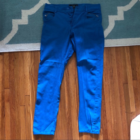 Unconditional blue pants with zipper back legs - Picture 2 of 4